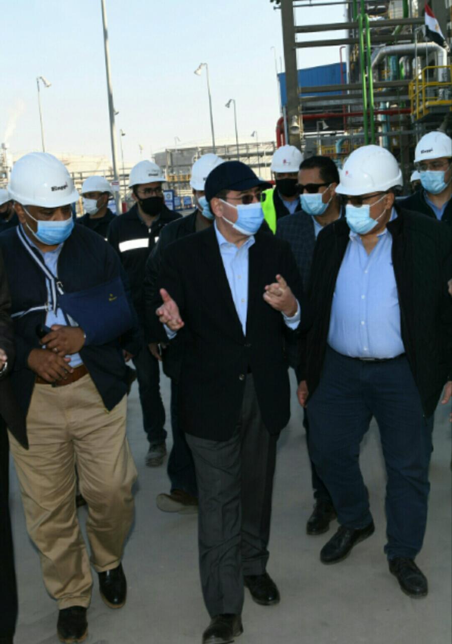وزير البترول المهندس طارق الملا يتفقد مجمع التكرير بمحافظة أسيوط 