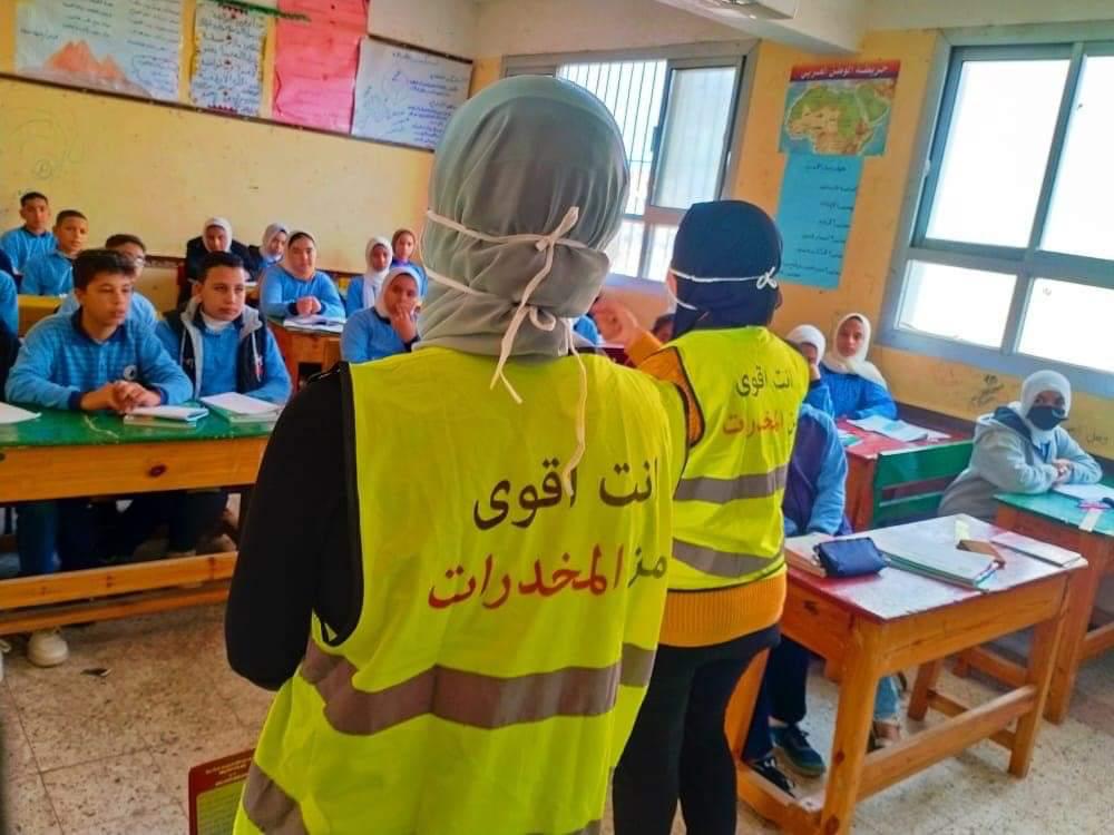 القباج تستعرض جهود مكافحة الإدمان عن البرامج التوعوية في المدارس والجامعات ومراكز الشباب 