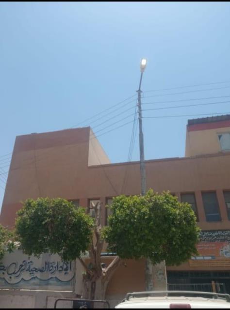 دعم شبكة كهرباء بطرق إسنا جنوب الأقصر بأعمدة ومحولات جديدة