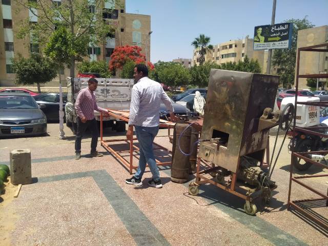 جهاز الشروق يشَن حملة إشغالات على الأسواق ويحرر 12 محضر.. بالصور