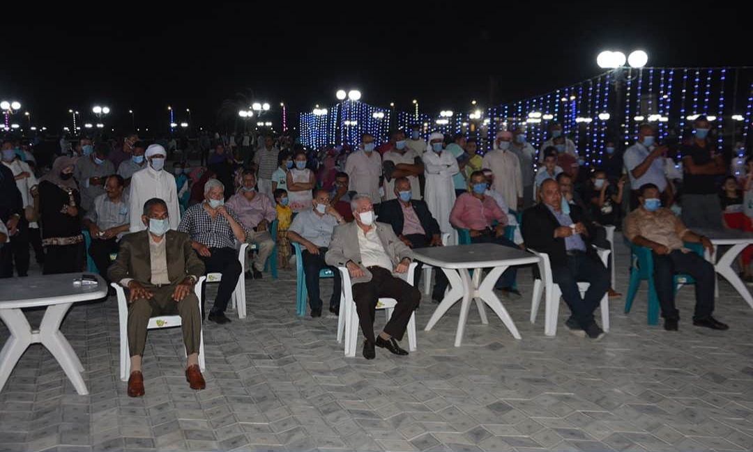 فوده يشارك اهالى طور سيناء حفلا فلكلوريا بممشى اهل مصر 