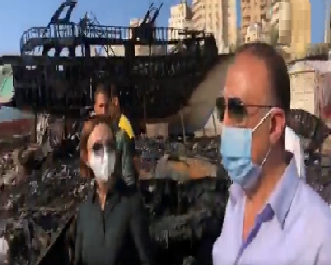 اللواء محمد الشريف محافظ الاسكندرية يقوم بمعاينة مكان حريق ورش المراكب واليخوت براس التين