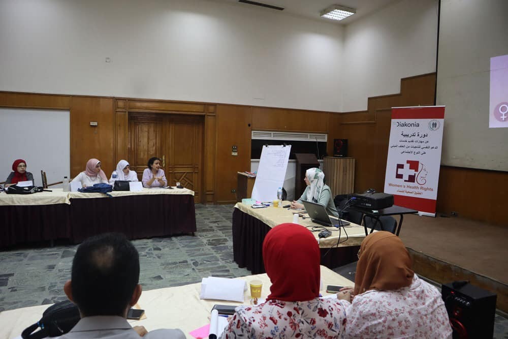  القاهرة للتنمية والقانون تختتم التدريب على مهارات تقديم الدعم النفسي للناجيات من العنف 