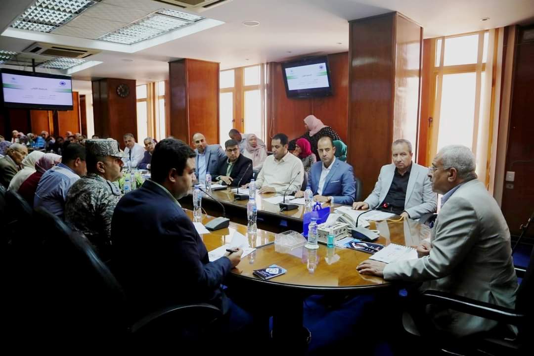 تنفيذي السويس يناقش خطة  المبادرة الوطنية للمشروعات الخضراء الذكية