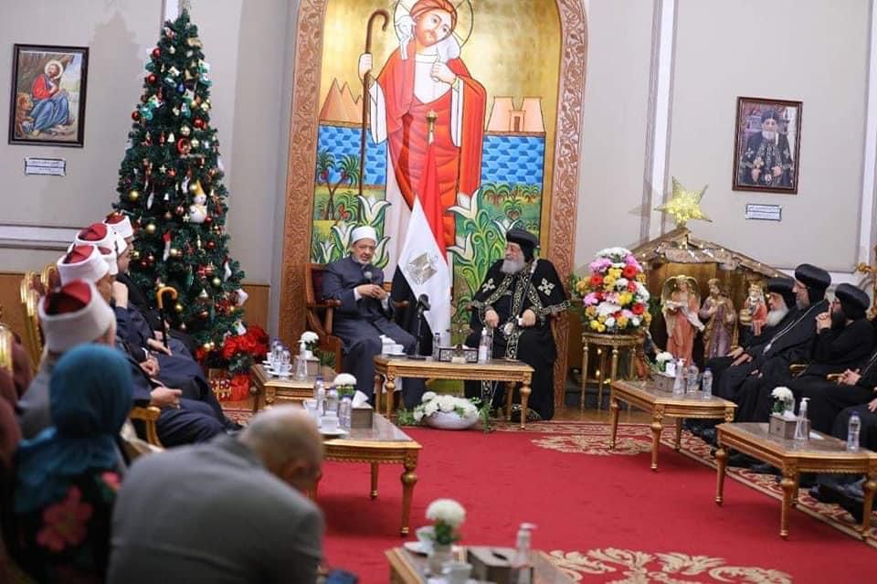 شيخ الأزهر يزور البابا تواضروس للتهنئة بأعياد الميلاد 