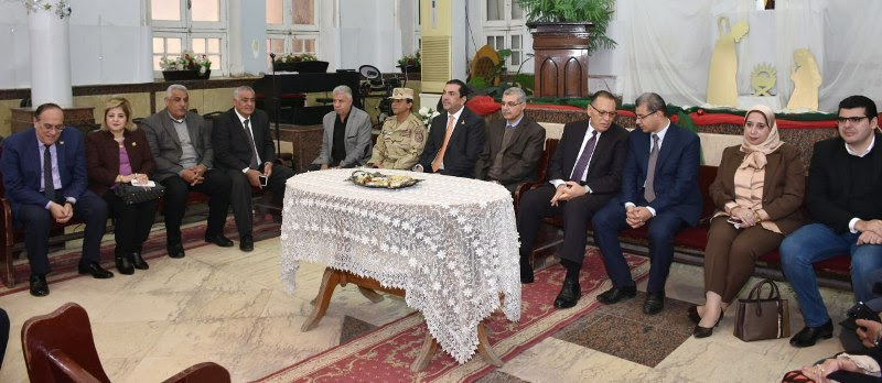 محافظ الشرقية يهنئ الأخوة المسيحيين بعيد الميلاد المجيد