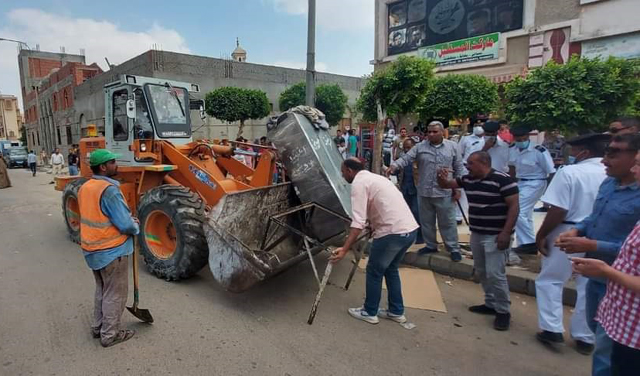 جهاز مدينة العبور ينفذ 441 إزالة ويحرر 62 محضراً بالتعاون مع شرطة المرافق.. بالصور