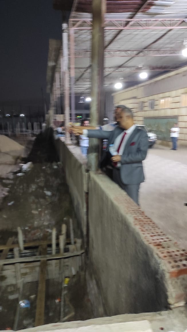 الصبروط يتابع الاعمال الإنشائية بمركز شباب مدينة قها بطوخ 