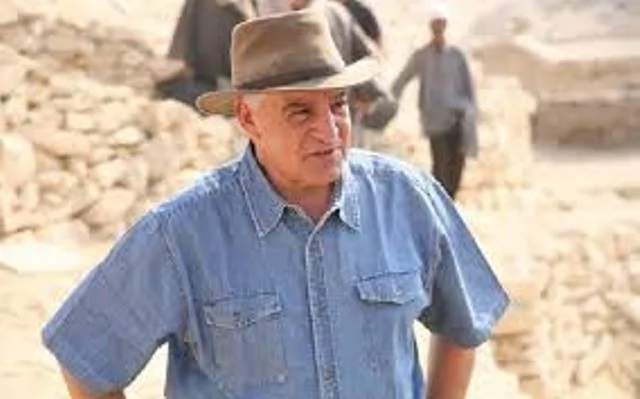 الدكتور زاهي حواس