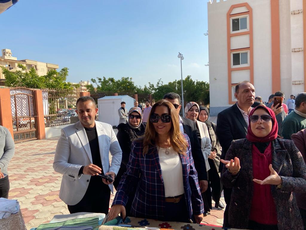 افتتاح معرض الأسر المنتجة بمدينة دمياط الجديدة