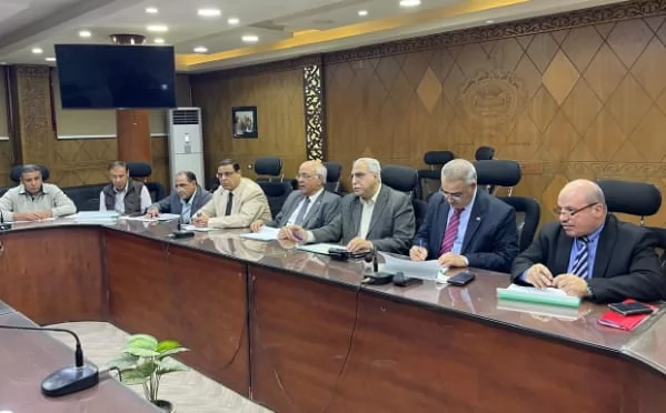 مصطفى عبده وكيل وزارة التربية والتعليم بالقليوبية