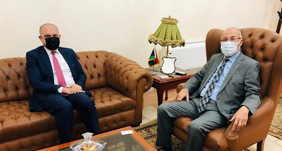 سفير الأردن بمصر أمجد العضايلة مع مندوب ليبيا السفير صالح الشماخي