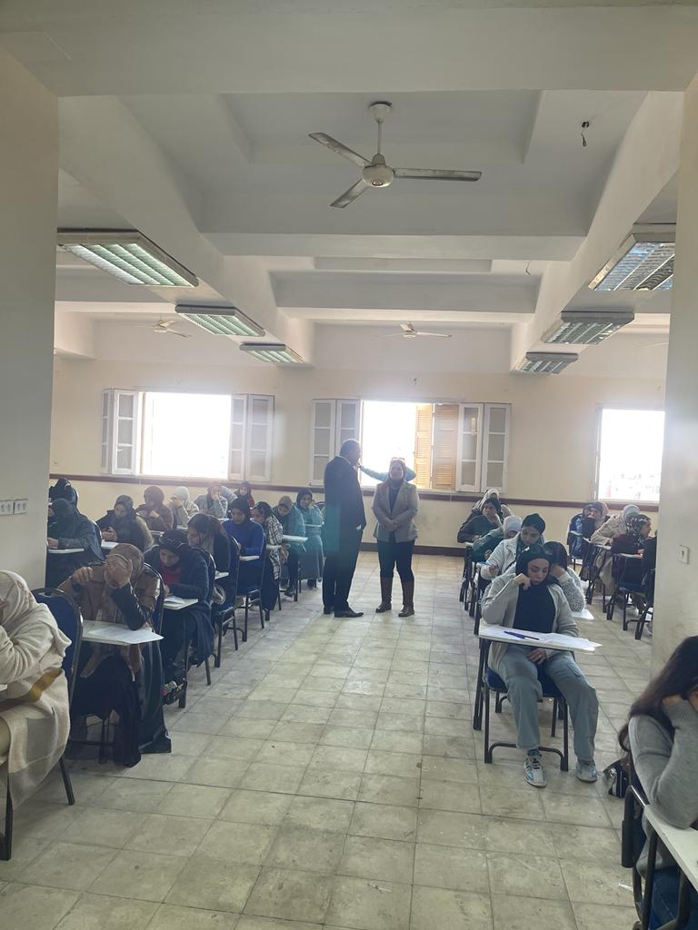  بدء امتحانات التيرم الاول بمركز التعلم المدمج ببنى سويف