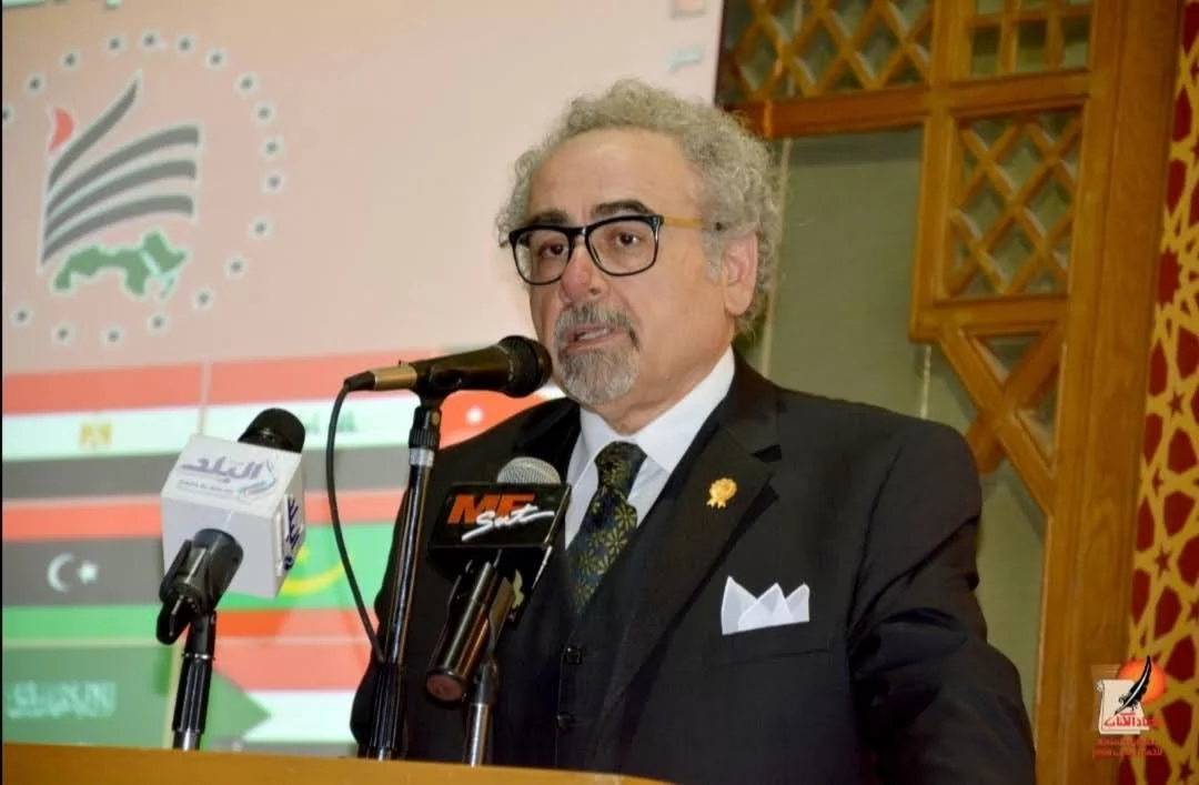 المفكر الكبير الدكتور علاء عبد الهادي