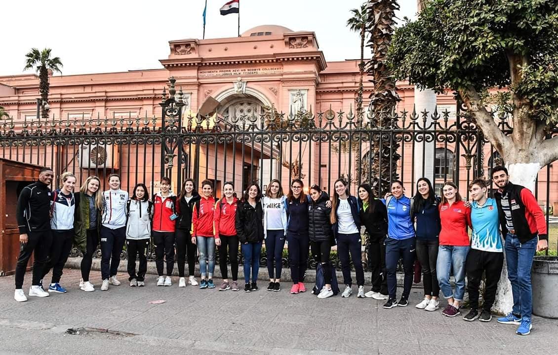 نجوم العالم فى السلاح يروجون للسياحة المصرية بزيارات الاهرامات والمتحف المصرى