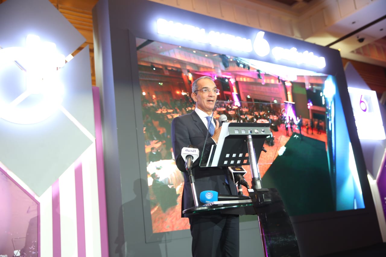 وزيرا الاستثمار والاتصالات يفتتحان مؤتمر غرفة صناعة تكنولوجيا المعلومات.. صور