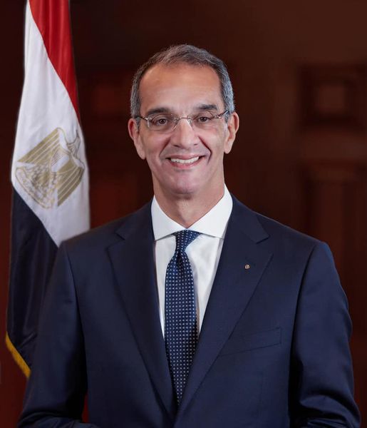 الدكتورعمرو طلعت- وزير الاتصالات وتكنولوجيا المعلومات