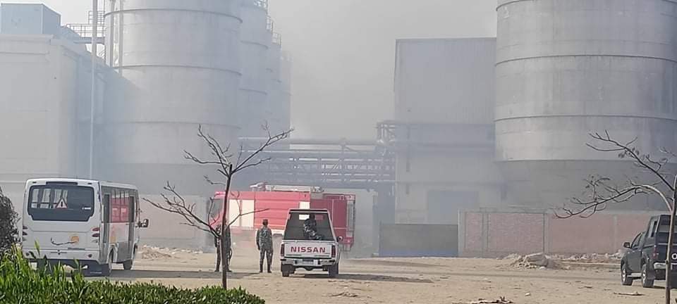 بالفيديو.. حريق مصنع انترباك للكرتون بالمنطقة الصناعية الثالثة فى العاشر من رمضان 