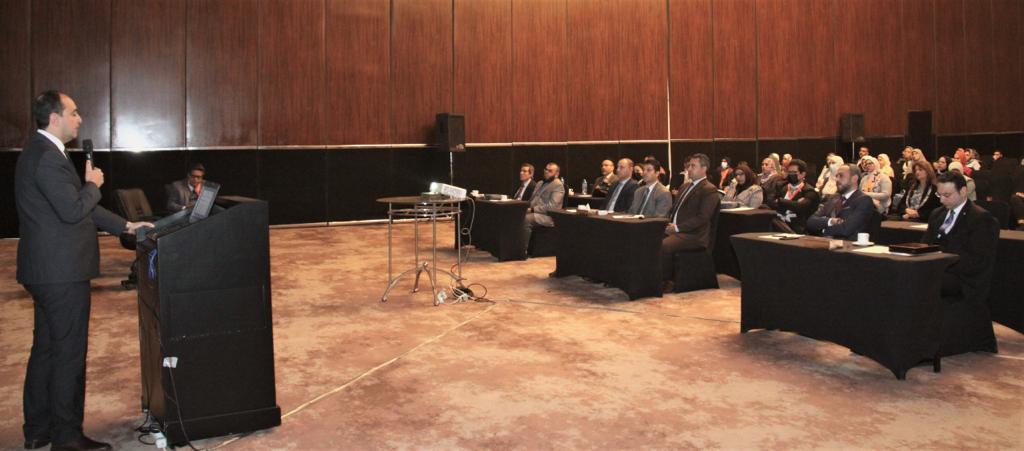 عمرو عثمان  يستعرض دور صندوق مكافحة الإدمان في التنمية الاجتماعية والاقتصادية للمتعافين