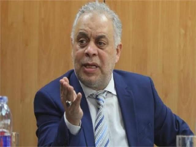 دكتور أشرف زكى