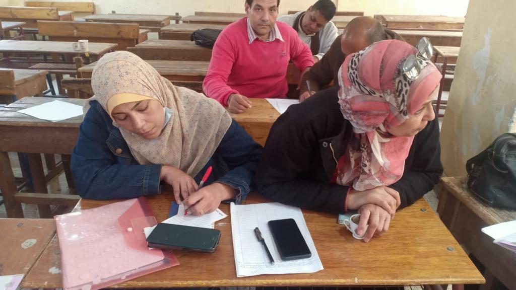 اول بنك  اسئلة في التاريخ  والجغرافيا  للصفين الأول والثاني الثانوي بتعليم  الجيزة