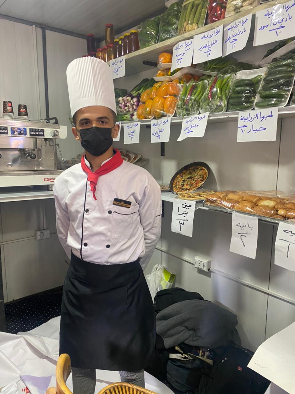 ١٦ منفذا تجاريا  لبيع   منتجات  التعليم  الفني  بالجيزة ... صور