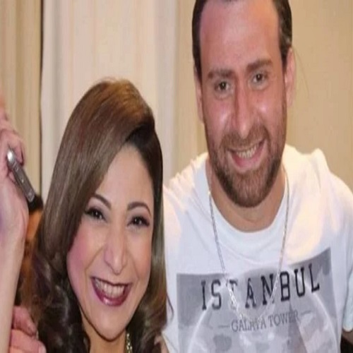 نضال الشافعي وزوجته الراحلة 