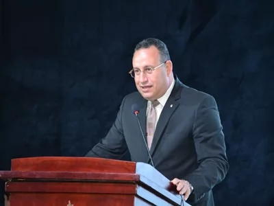 الدكتور عبدالعزيز قنصوة وزير التعليم العالي والبحث العلمي