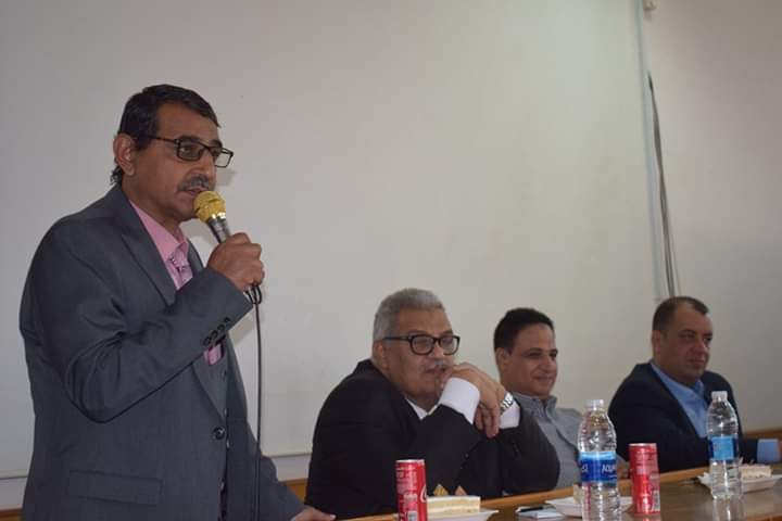 التربية النوعية بأشمون  تكرم مدير رعاية الشباب لبلوغه سن المعاش  