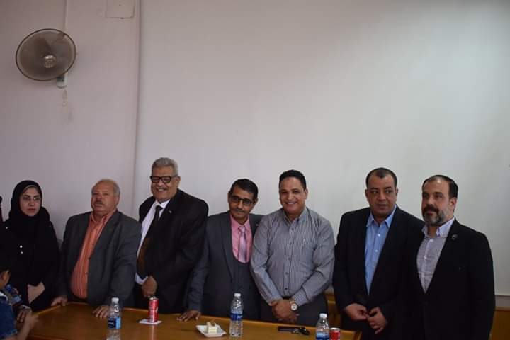 التربية النوعية بأشمون  تكرم مدير رعاية الشباب لبلوغه سن المعاش  