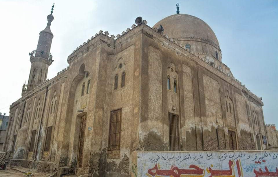 الإهمال يسرق ملامح مسجد 