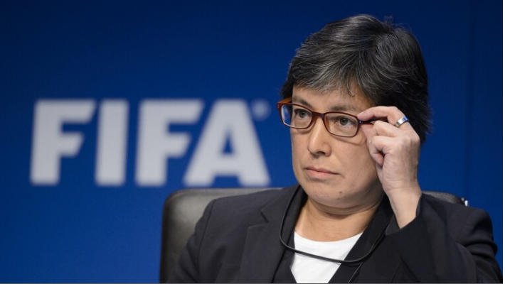 مويا دود  العضو السابقة في مجلس الاتحاد الدولي لكرة القدم