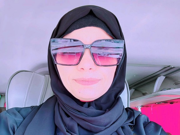 مس منى يونس
