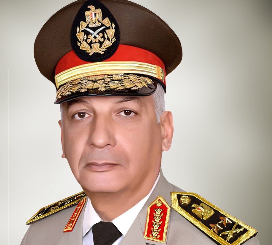 الفريق أول محمد زكى وزيـر الدفـاع والإنتـاج الحربـى