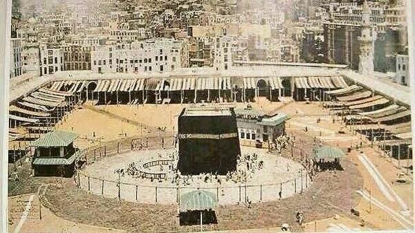 المسجد الحرام .. قبلة المسلمين وحكايات جدار ابن الخطاب ومئذنة أبو جعفر المنصور 