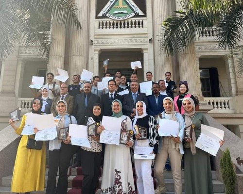 الدكتور ناصر الجيزاوي   رئيس جامعة بنها 