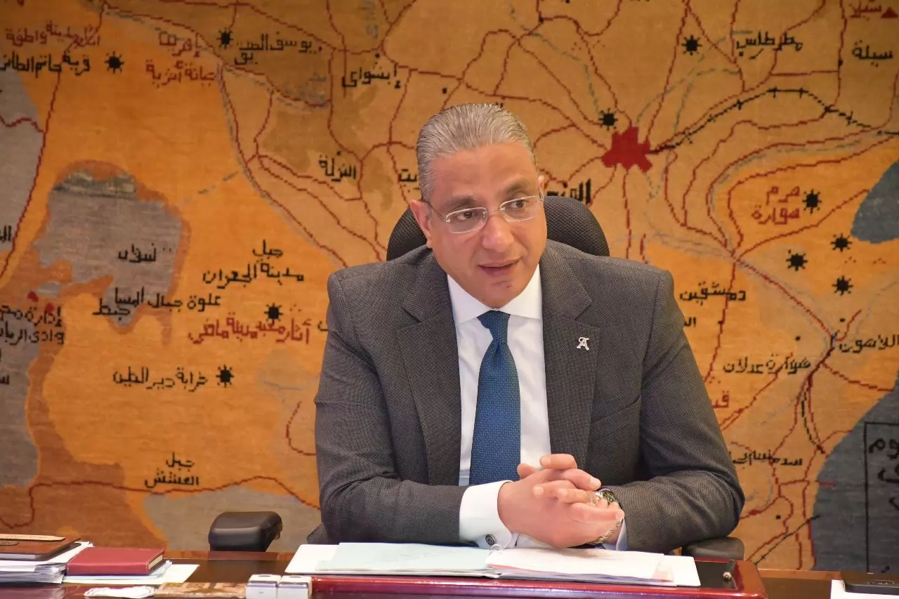  الدكتور أحمد الأنصاري