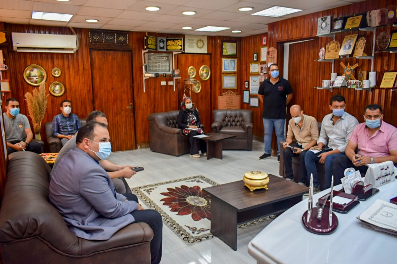 وكيل وزارة الصحة بالشرقية يجتمع بمديري الإدارات الفنية لمناقشة خطة العمل بالزمالة المصرية  