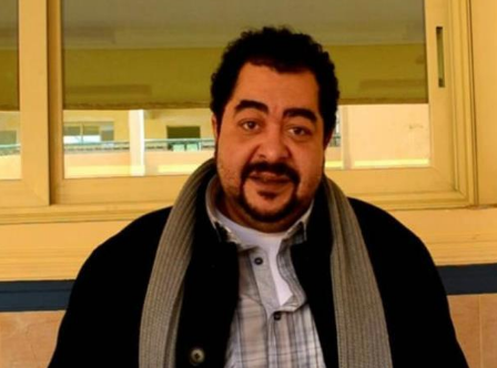 الفنان طارق عبد العزيز