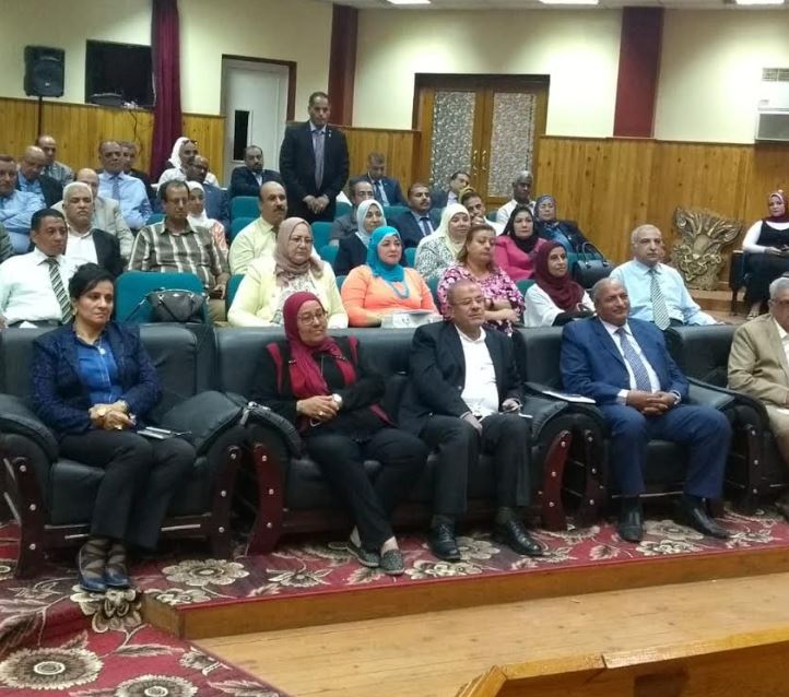 تفعيل المواقع الإلكترونية للادارات التعليمية بالقاهرة لتيسير الخدمات الكترونيا لأولياء الامور