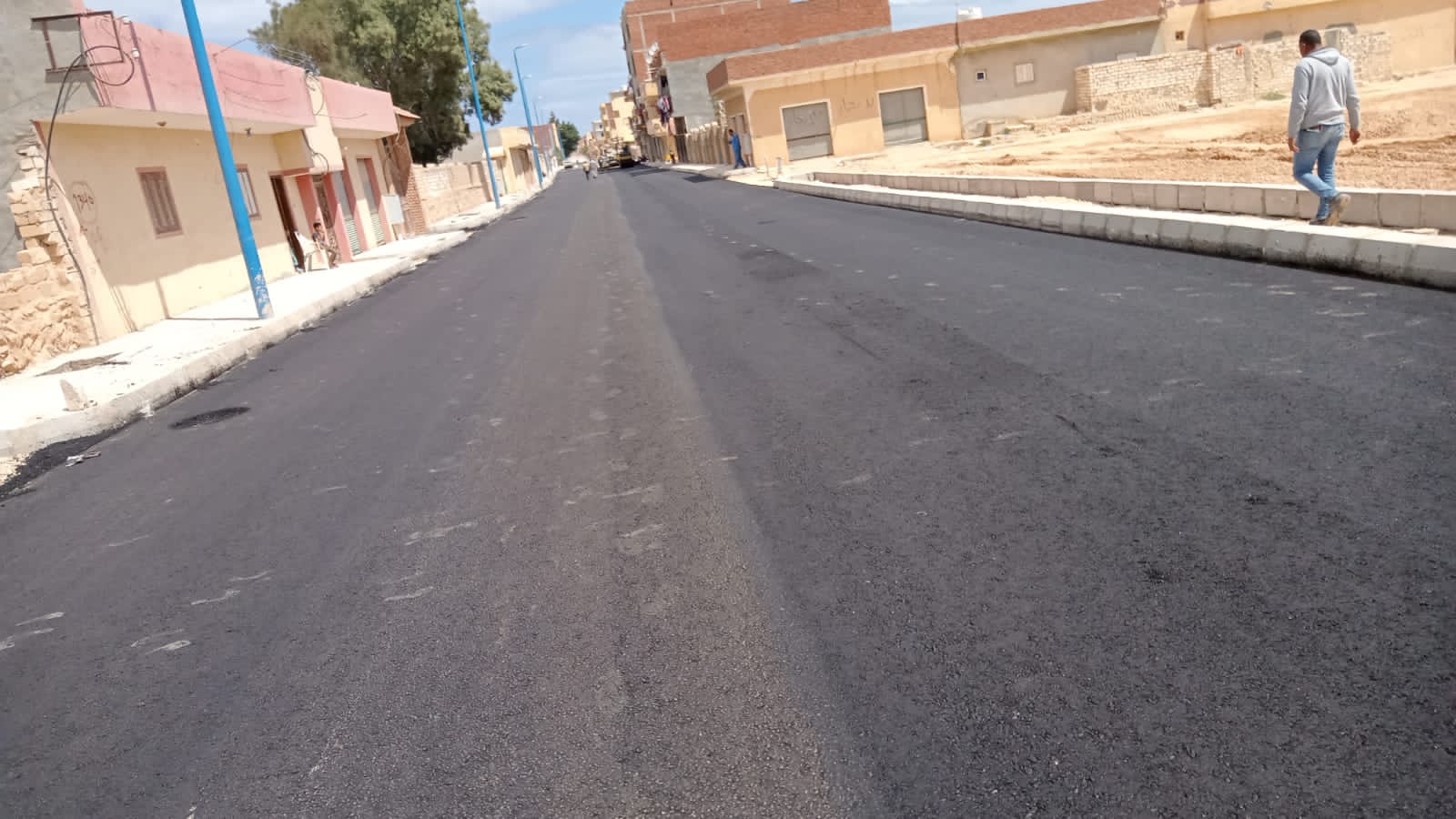 الاسراع فى مد خدمات البنية التحتية بمدن مطروح 