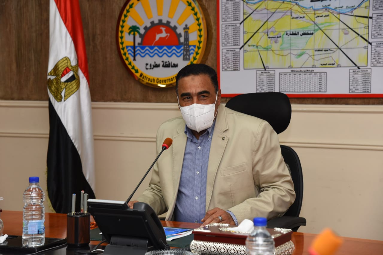 فحص 187 طلب مقدم لتقنين مباني وأراضي زراعية بمدن ومراكز محافظة مطروح 