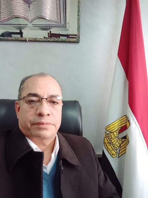 مدير التأمين الصحى بالشرقية يستجيب لعلاج شاب مصاب بخلل رباعى