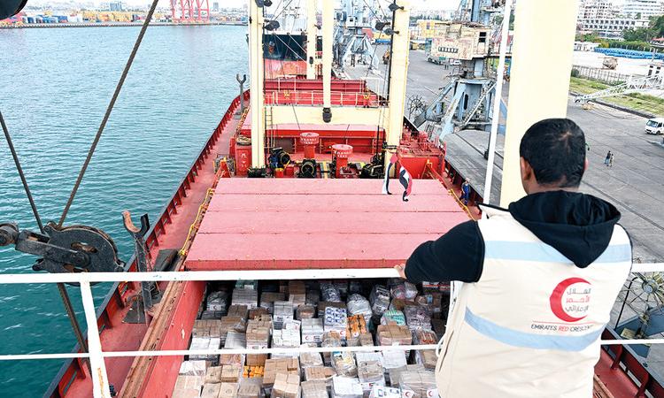 تصوير آخرون