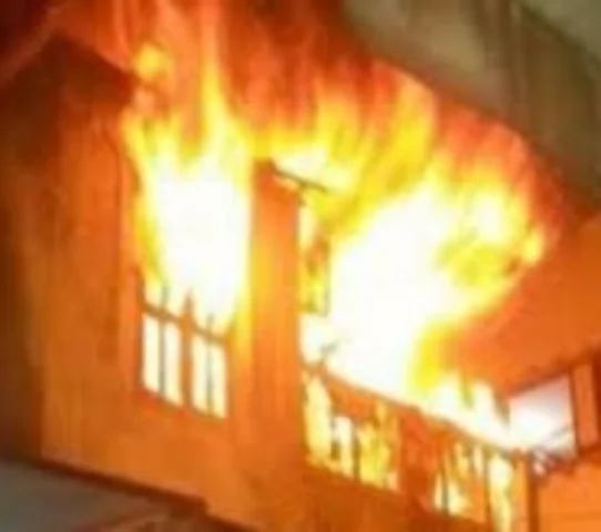مصرع أم وطفليها في حريق شقة سكنية بمنطقة أم بيومي بالقليوبية