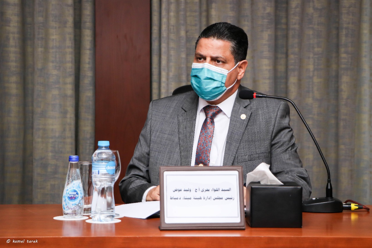 رئيس ميناء دمياط يشارك  في التشاور المجتمعي  لمشروع لمشتقات الميثانول