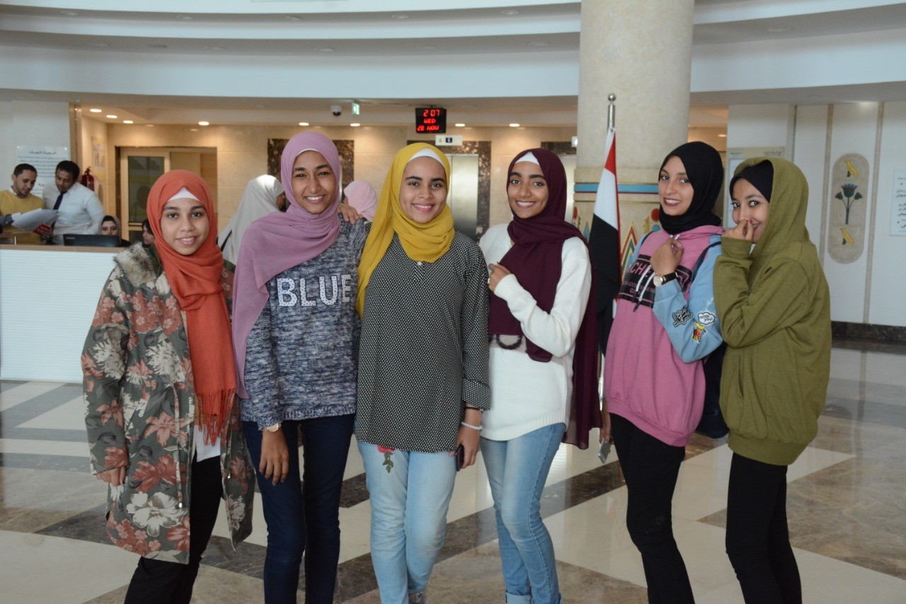 وفد من  مطروح  فى زيارة معرض السلاح الدولى  إيديكس 2018