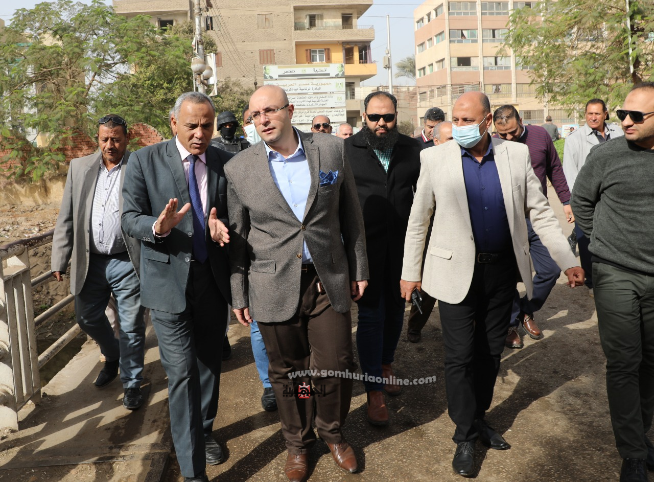 محافظ بني سويف يناقش سبل تسهيل الحركة المرورية بمنطقة الشناوية بمدخل مدينة ناصر