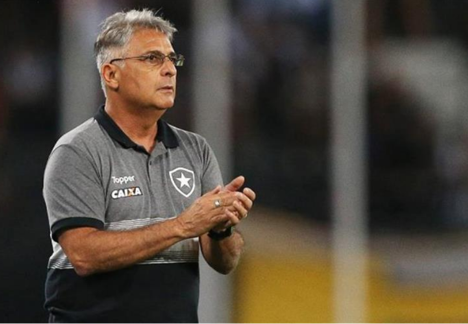 ماركوس باكيتا مدرب  شباب بلوزداد الجزائري