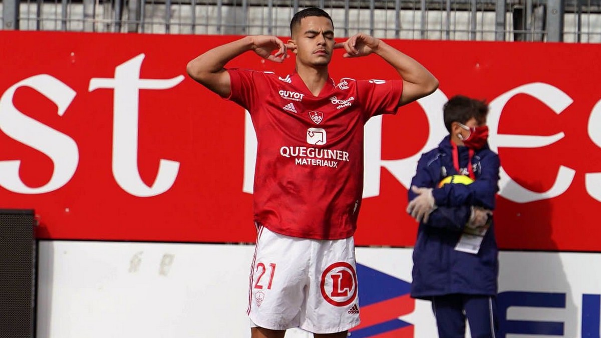 #أولمبيك_ليون_لوريان